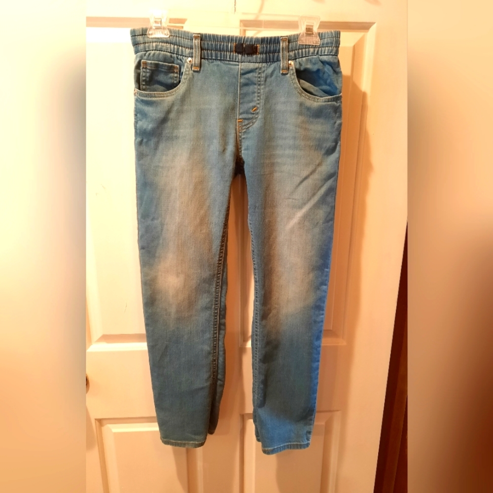 Signature by Levi's Strauss Athletic Jeans size 12